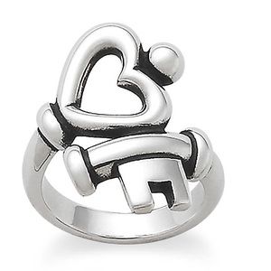 James Avery Key to my heart ring